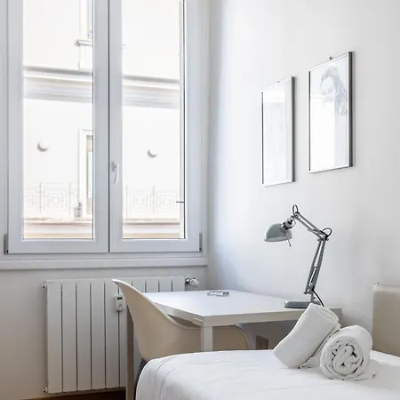 New Cozy And Spacious Flat Daire *